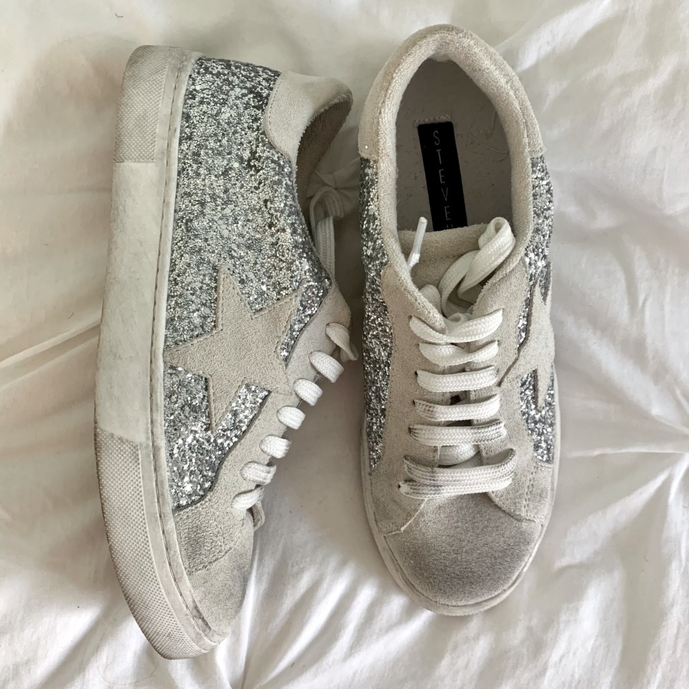 Steve Madden Rubie Glitter Sneaker
